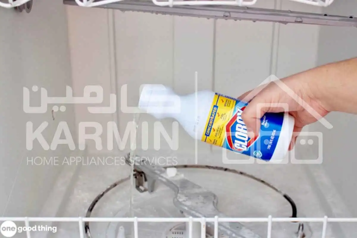 نحوه تمیز کردن ماشین ظرفشویی با وایتکس